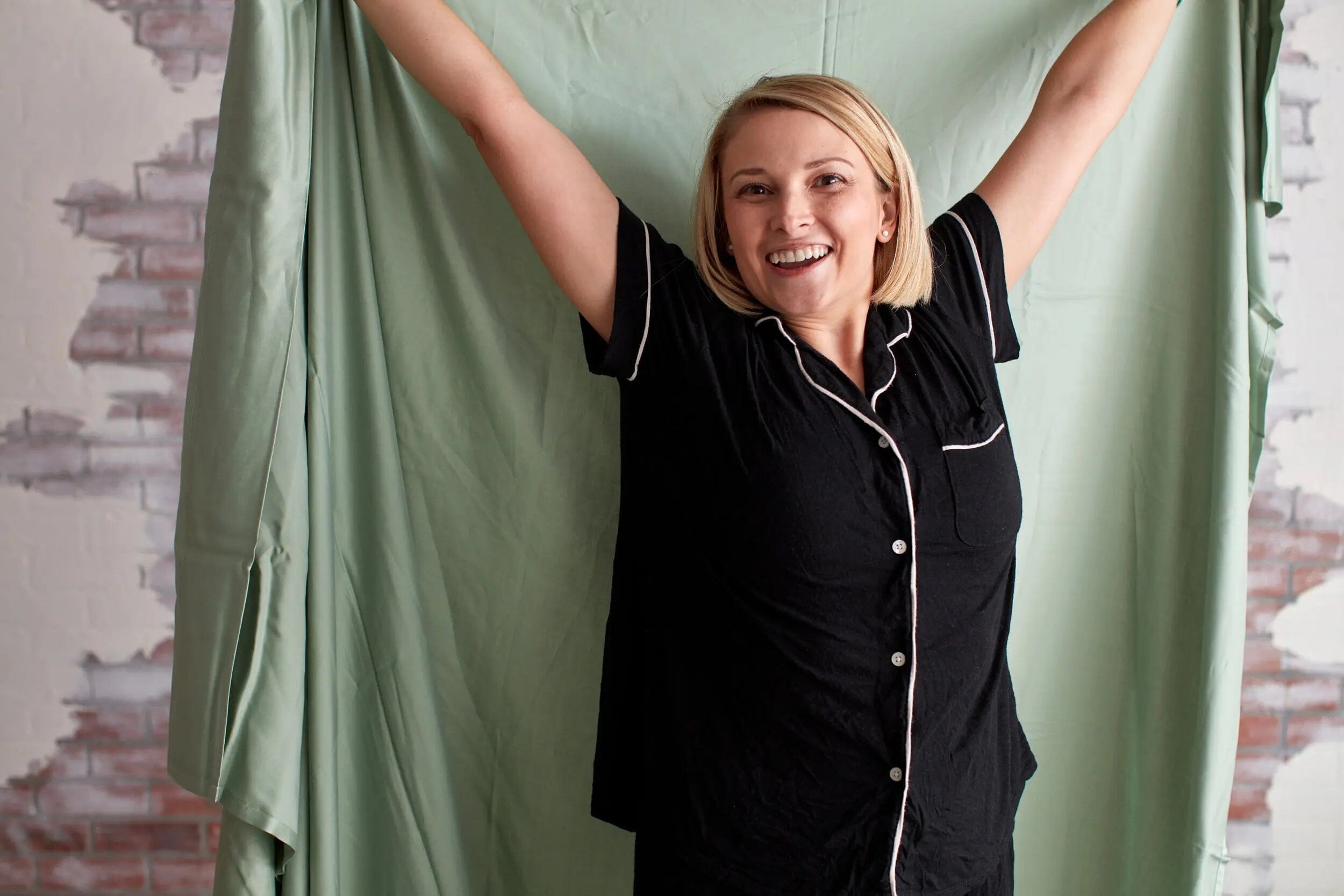 How to Fold a Fitted Sheet Sheets & Giggles